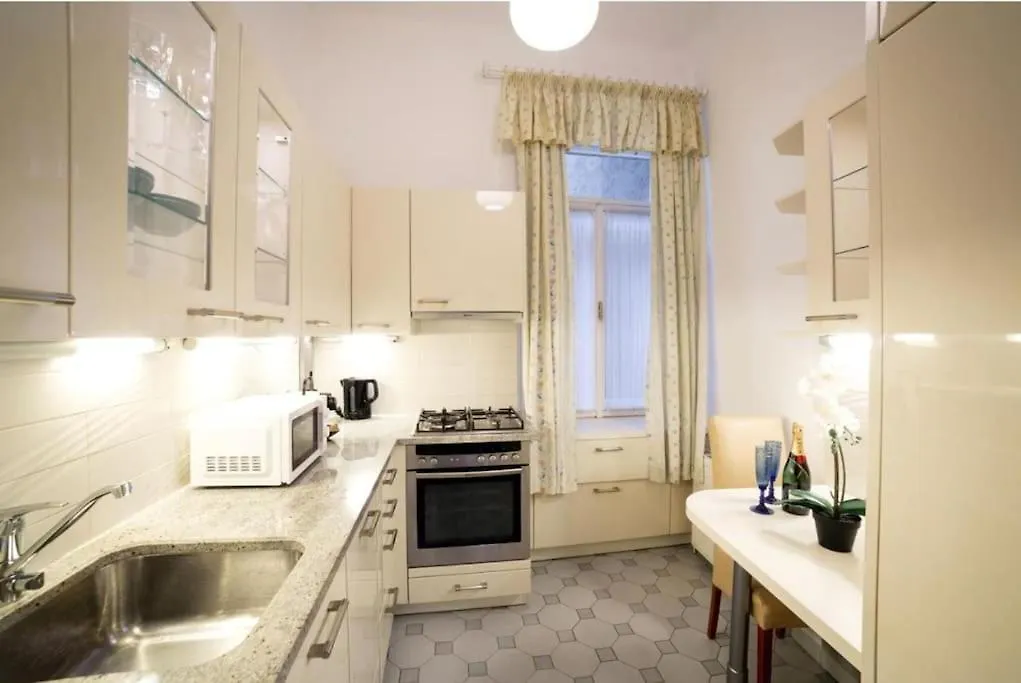Premium Apartment With Free Parking - 15 Min To Center Wien 0*,  Österrike
